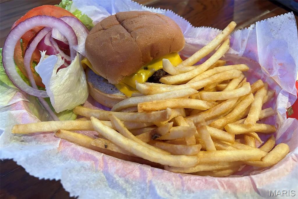 Von Phul & Draper - Commercial Sale