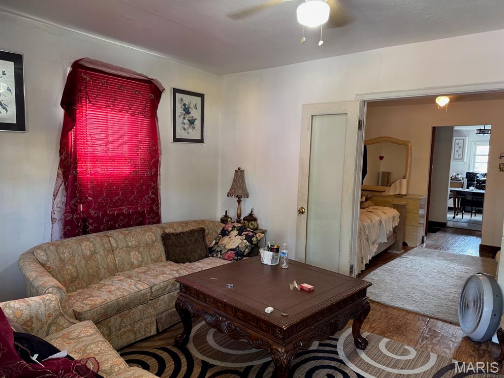 Photo of 9513 Kirchner Avenue, St Louis, MO 63125 (MLS # 26051495)