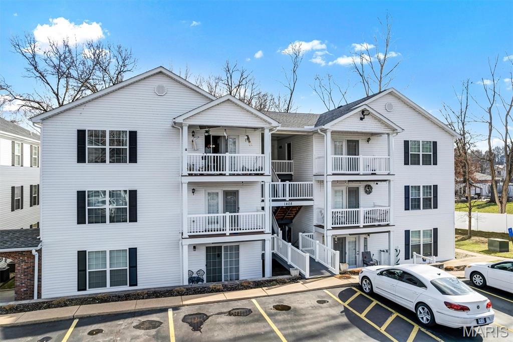 Summertree Village Condo - Residential