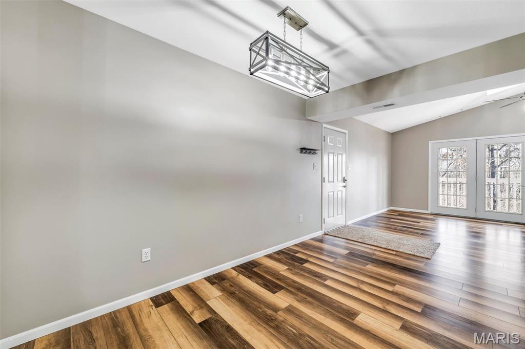 Summertree Village Condo - Residential