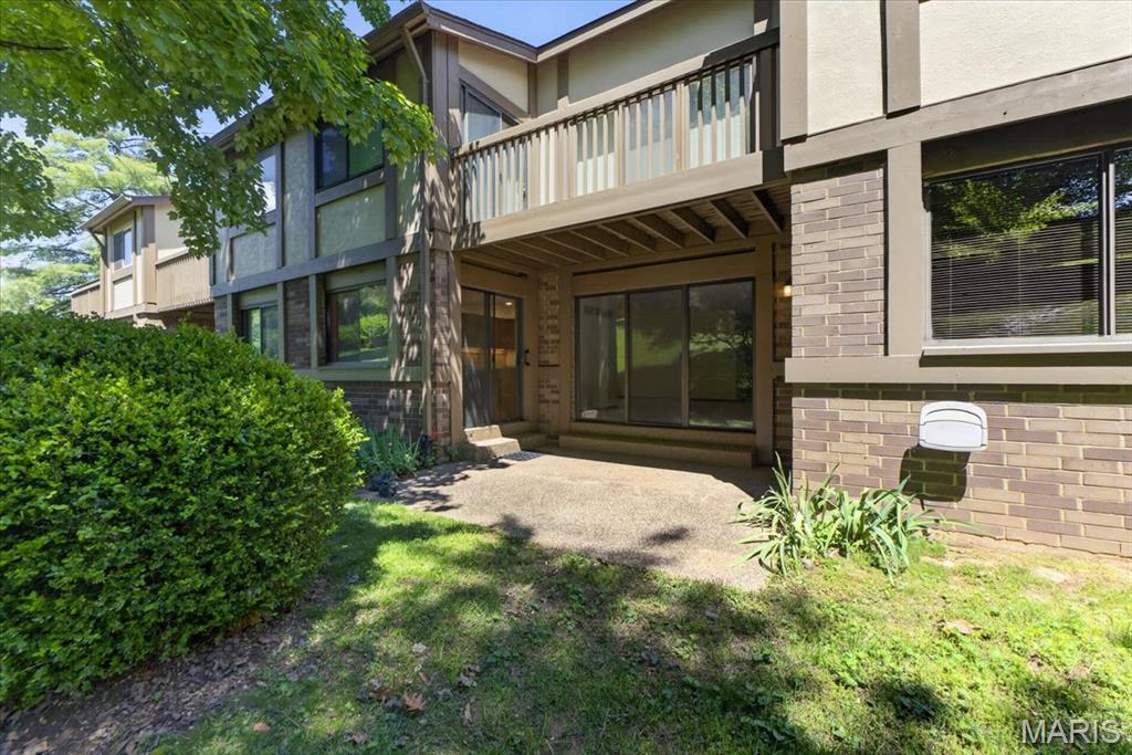 Royal Pines - Residential