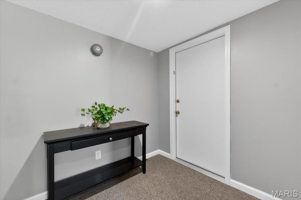 Royal Pines - Residential
