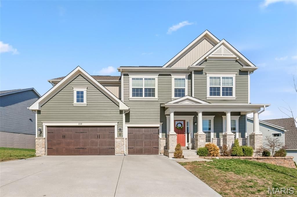 Photo of 228 Carlton Point Drive, Wentzville, MO 63385 (MLS # 26013222)