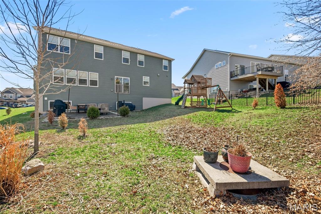 Carlton Glen Estate #13 - Residential