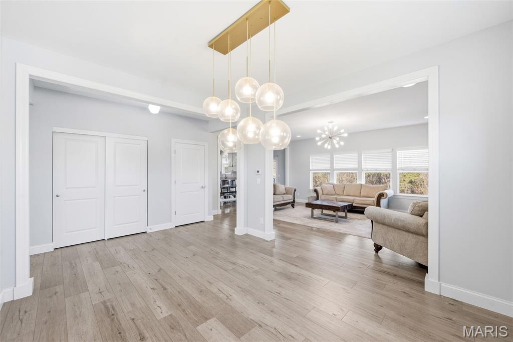 Carlton Glen Estate #13 - Residential