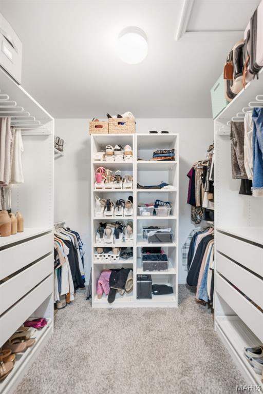 Carlton Glen Estate #13 - Residential