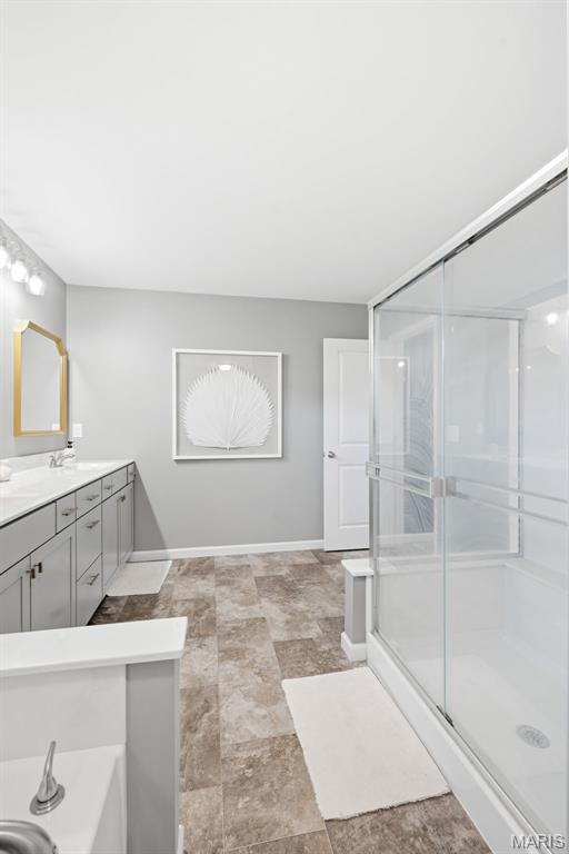 Carlton Glen Estate #13 - Residential