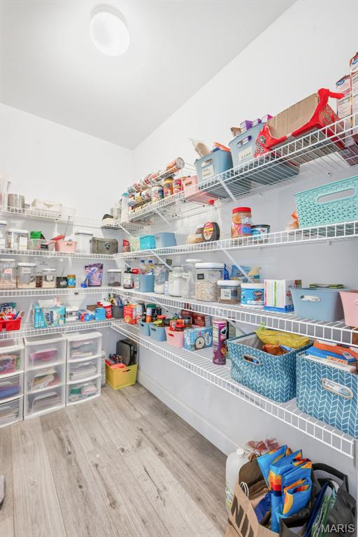 Carlton Glen Estate #13 - Residential