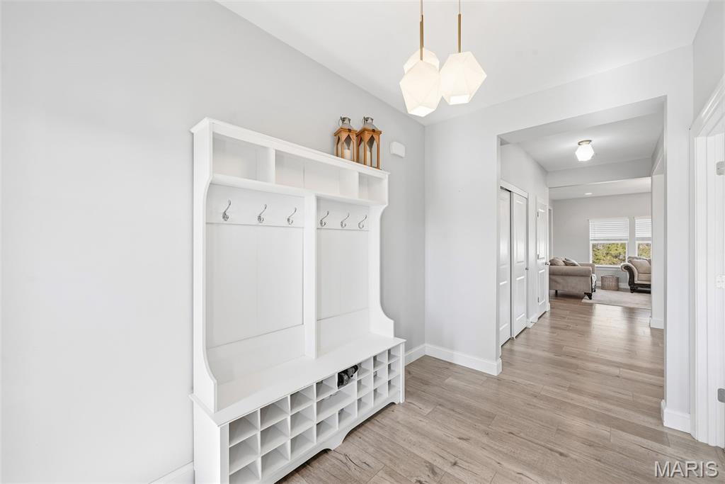 Carlton Glen Estate #13 - Residential