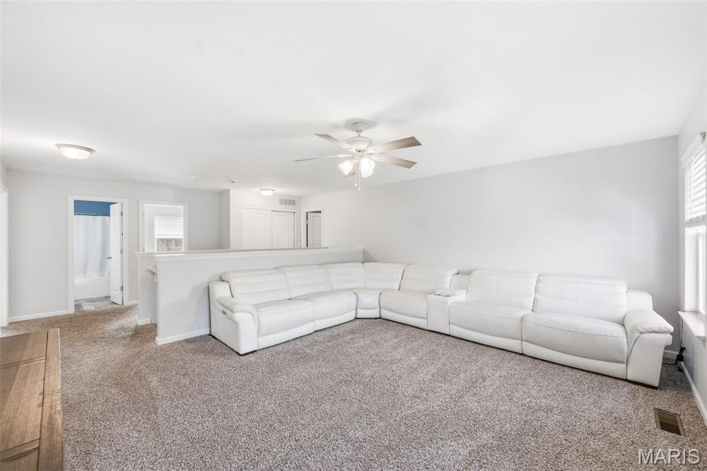 Carlton Glen Estate #13 - Residential