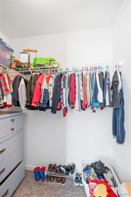 Carlton Glen Estate #13 - Residential