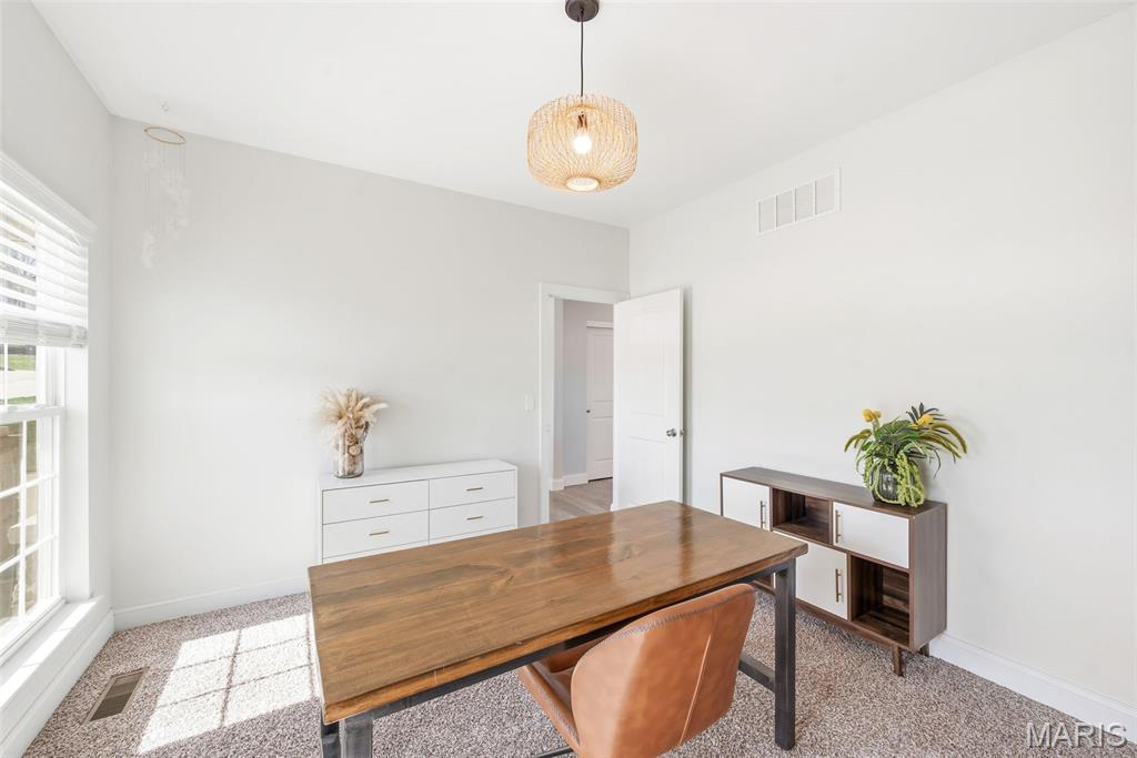 Carlton Glen Estate #13 - Residential