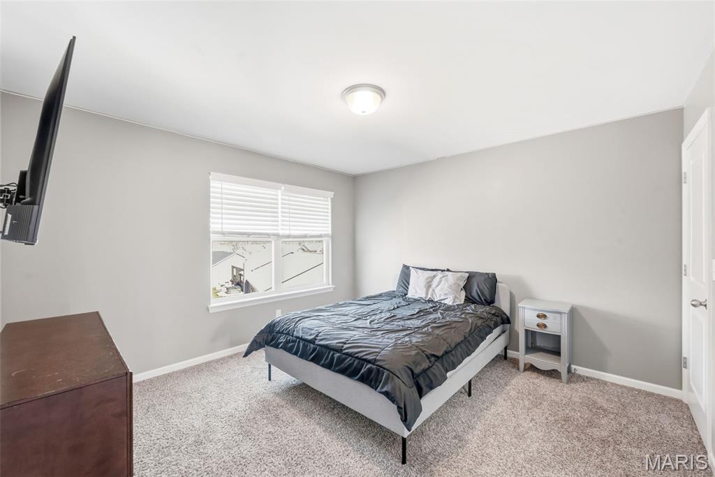 Carlton Glen Estate #13 - Residential