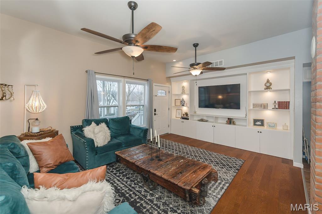 Lansdowne - Residential