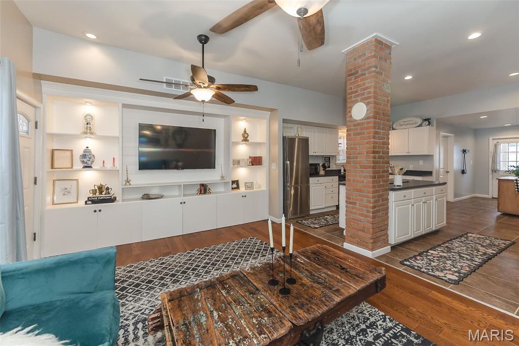 Lansdowne - Residential