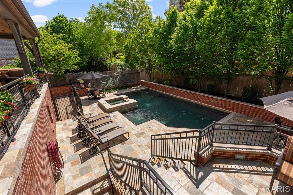 Clayton Gardens - Residential