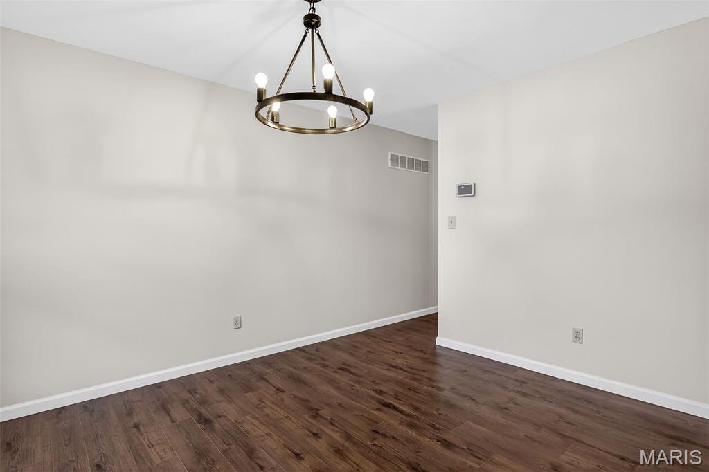 Carlton Manor - Residential Lease