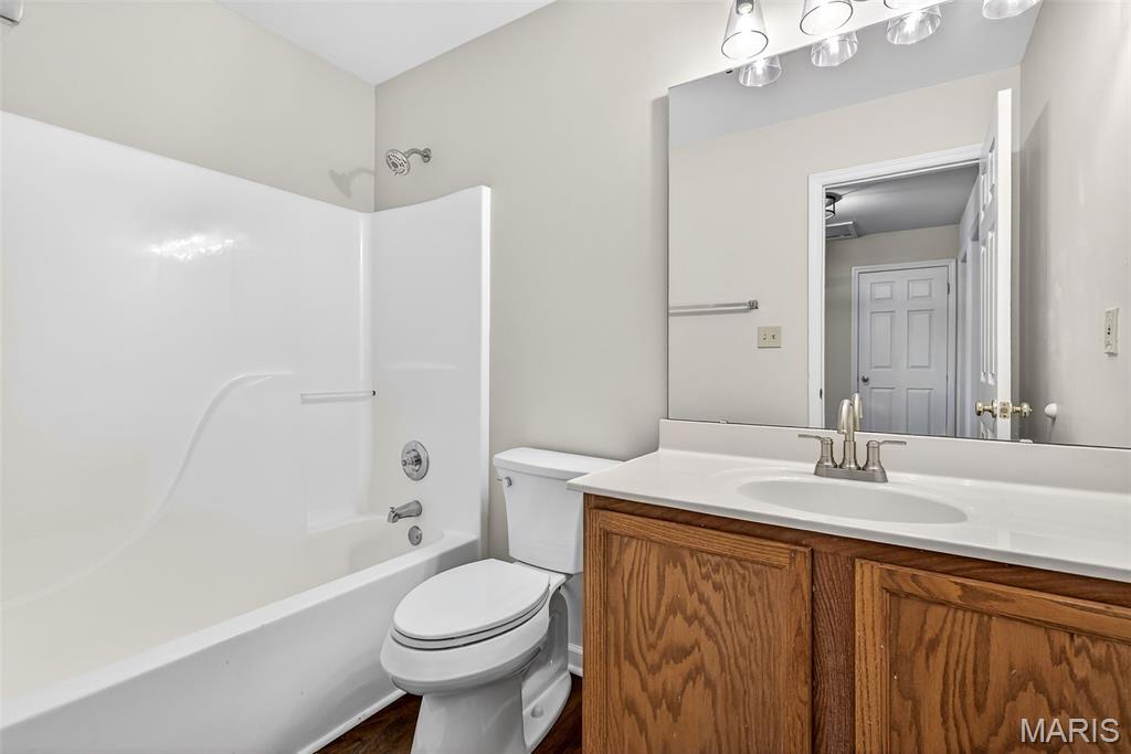 Carlton Manor - Residential Lease