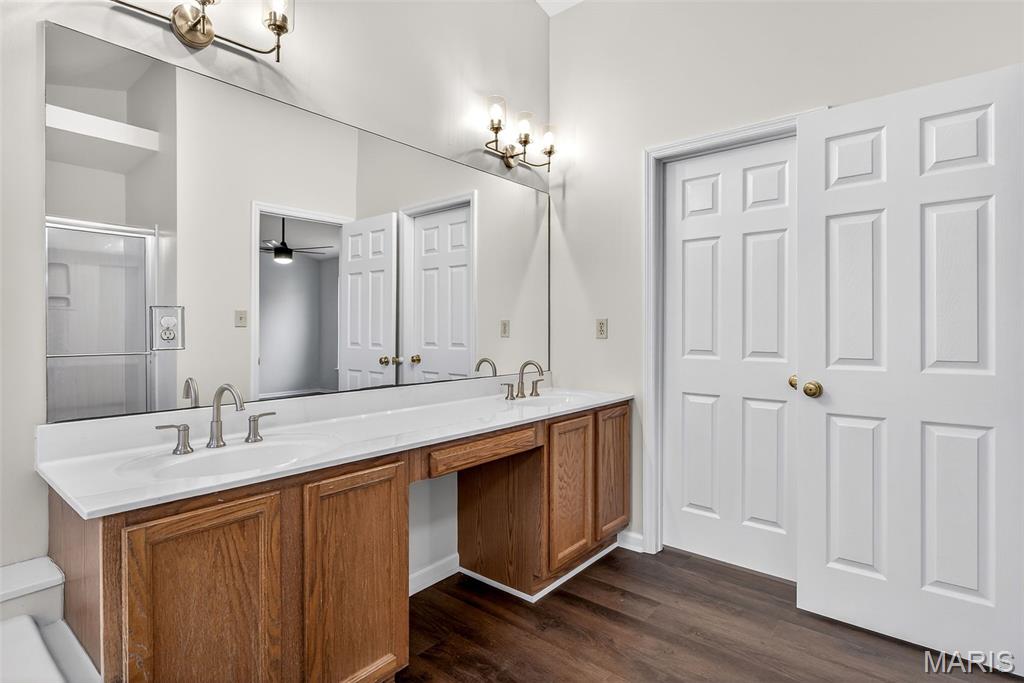 Carlton Manor - Residential Lease