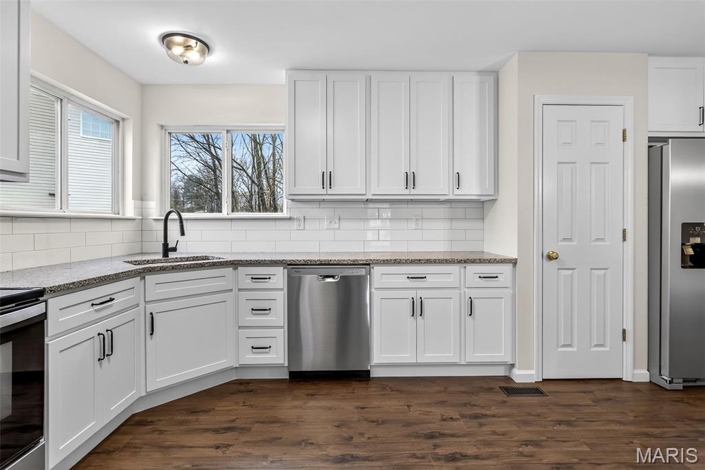 Carlton Manor - Residential Lease