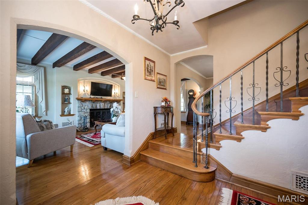 735 River Hills Drive