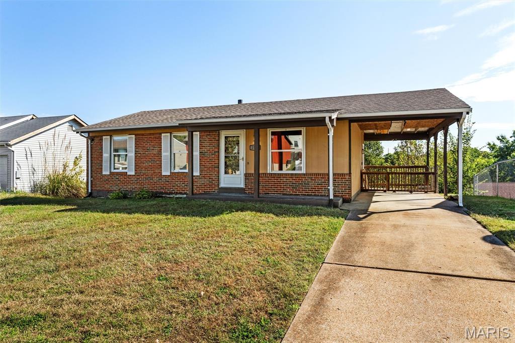 Photo of 2522 Weymouth, High Ridge, MO 63049 (MLS # 26067942)