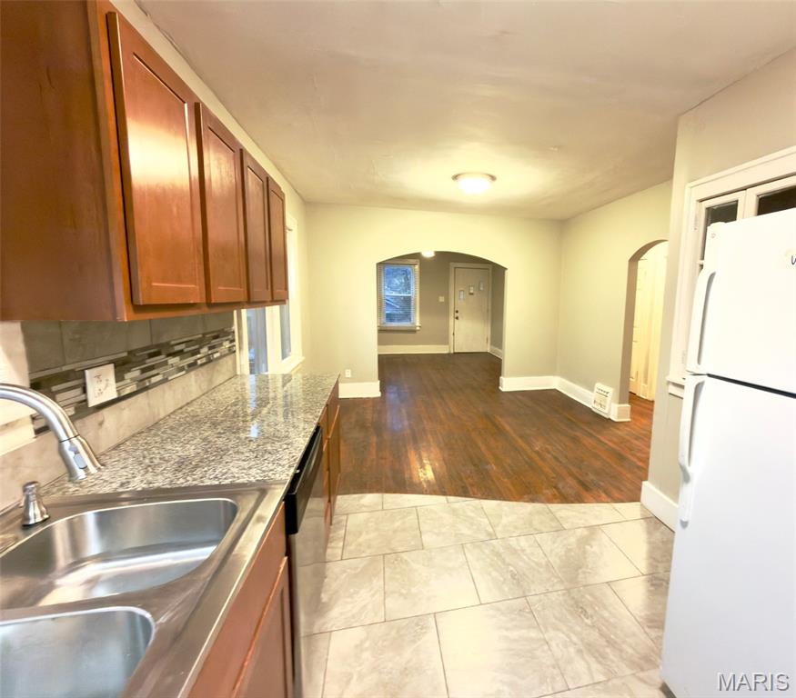 Wesley Ave Terrace - Residential Lease