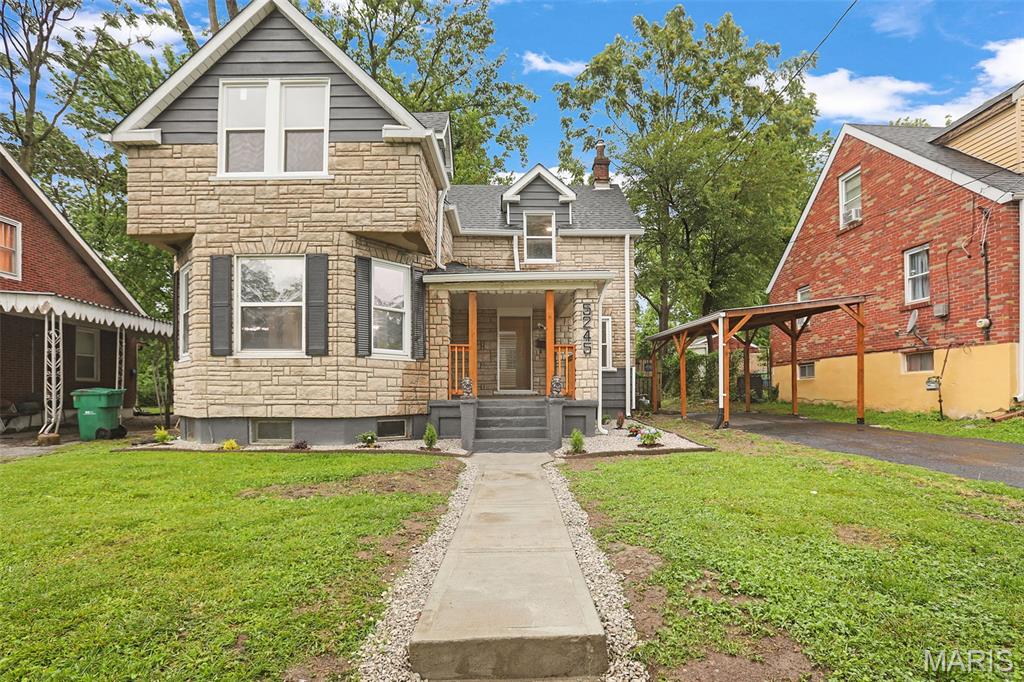 West Walnut Manor - Residential