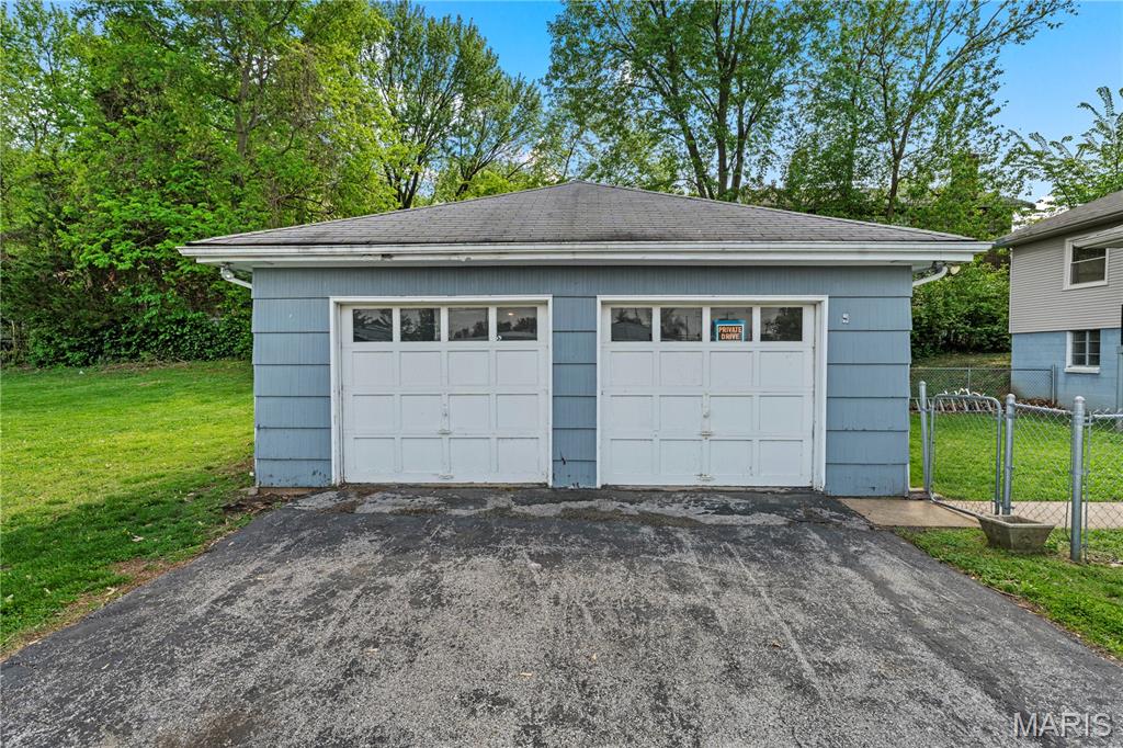 Burgess Sub Of Laclede - Residential