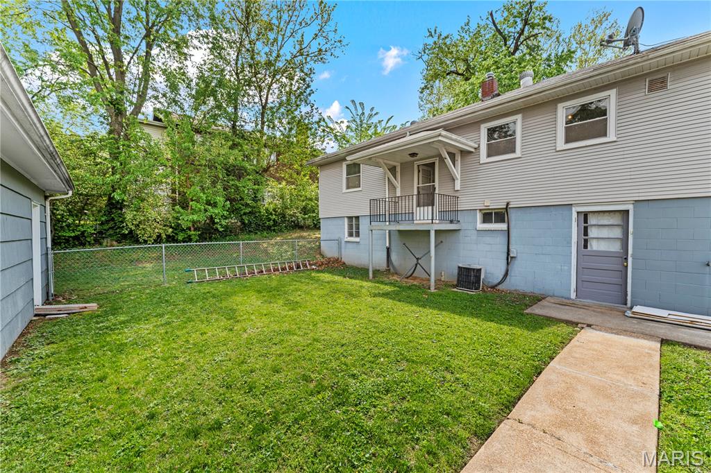 Burgess Sub Of Laclede - Residential