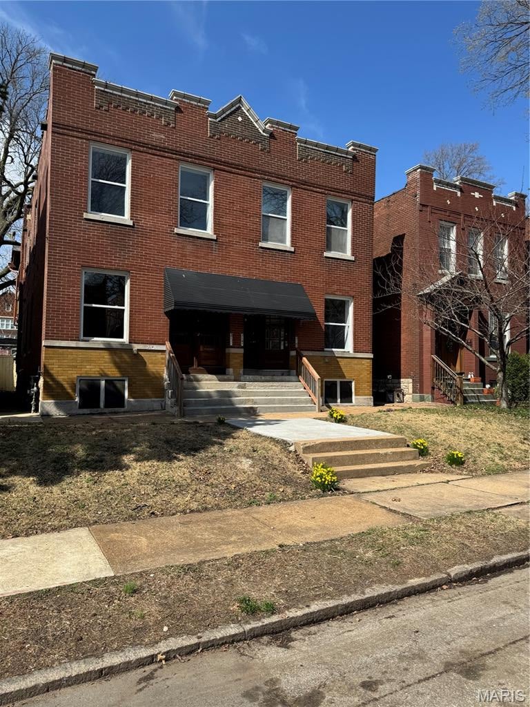 Photo of 3147 Michigan Avenue, St Louis, MO 63118 (MLS # 26066845)