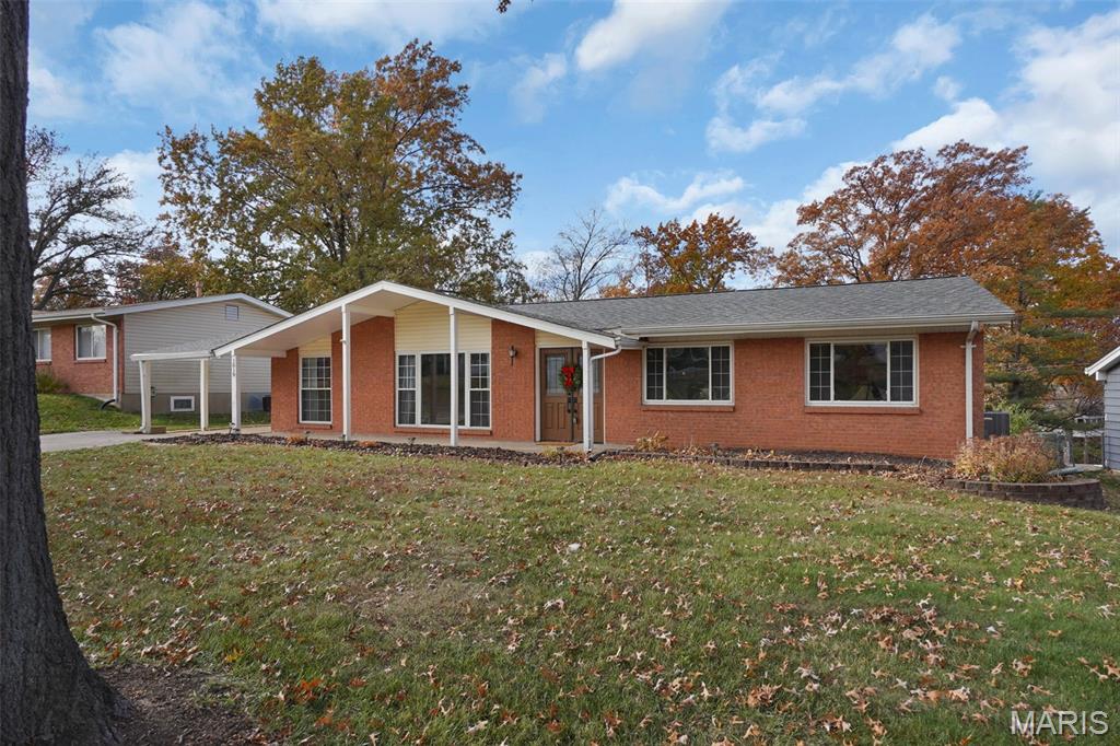 1019 Orchard Lakes Drive