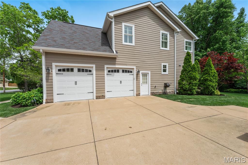 Section 1-44-5 Bdy Adj Aka 328 N - Residential