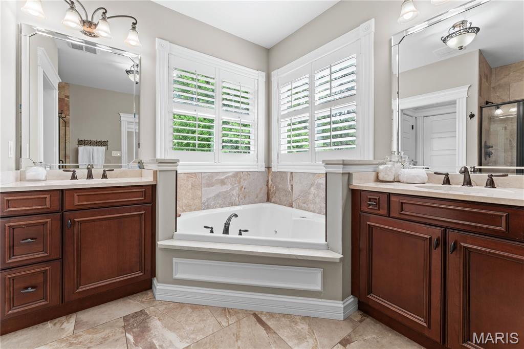 Section 1-44-5 Bdy Adj Aka 328 N - Residential