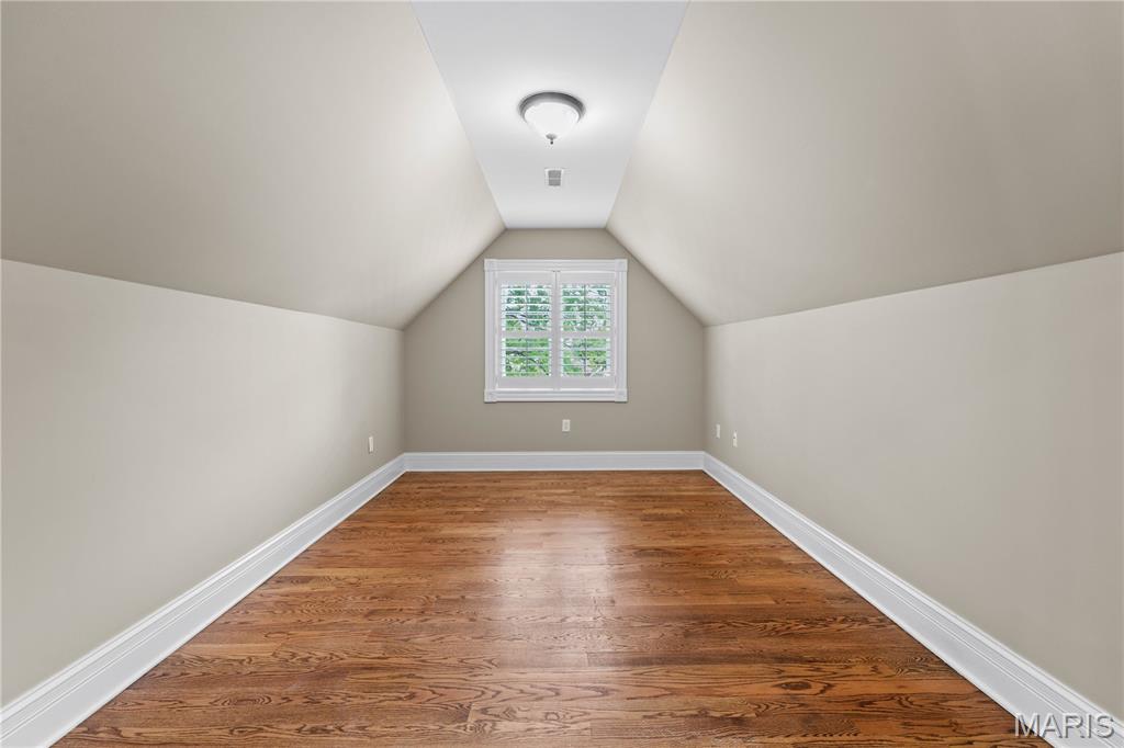 Section 1-44-5 Bdy Adj Aka 328 N - Residential