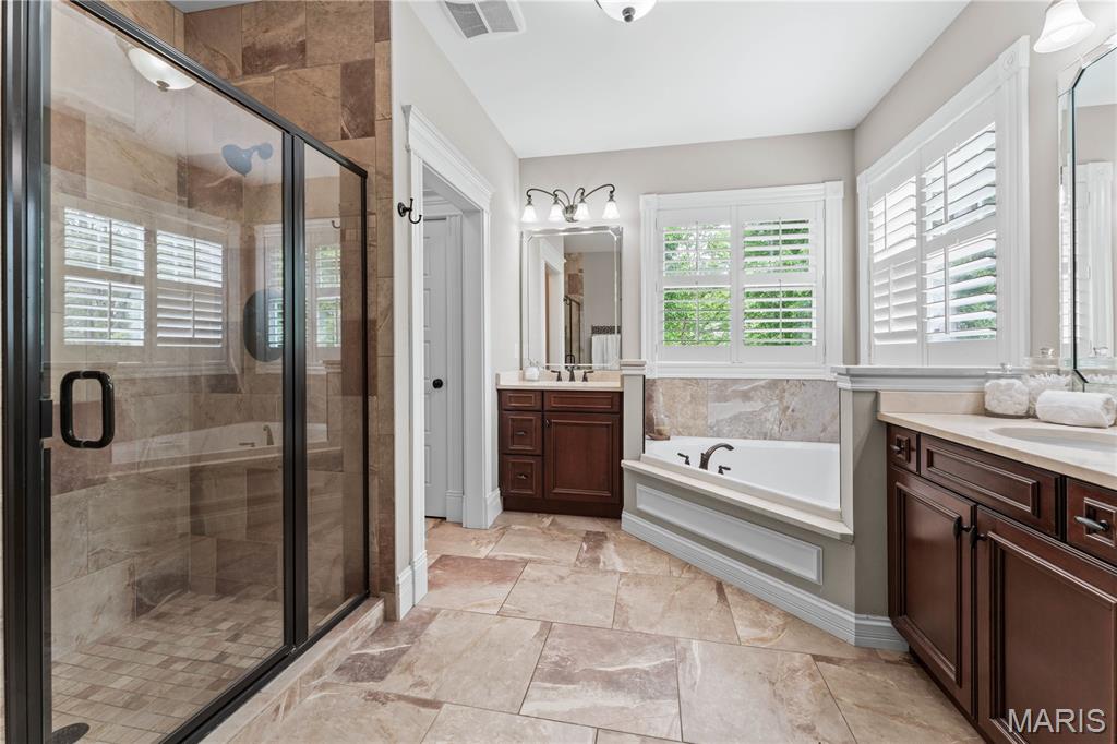 Section 1-44-5 Bdy Adj Aka 328 N - Residential