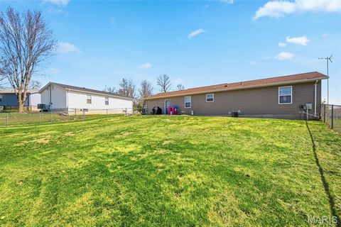 Tiny photo for 2520 Trojan Circle, Troy, MO 63379 (MLS # 26015031)