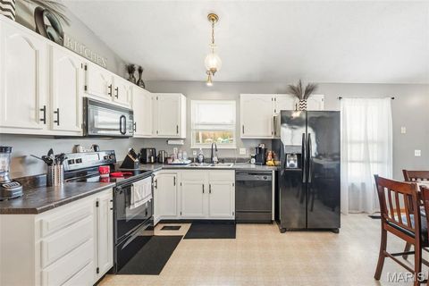 Tiny photo for 2520 Trojan Circle, Troy, MO 63379 (MLS # 26015031)
