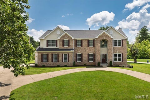 Photo of 12 Chasselle Lane, Creve Coeur, MO 63141 (MLS # 26045649)