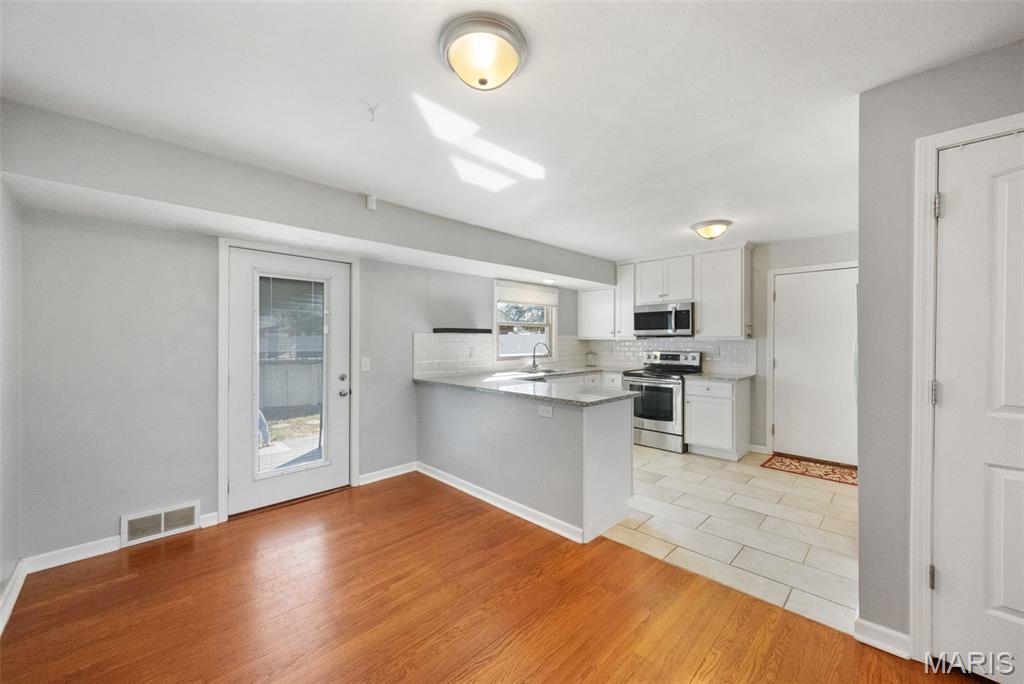 New Hampshire Hills - Residential