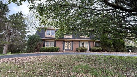 Photo of 621 Claymont Estates Drive, Chesterfield, MO 63017 (MLS # 26021704)