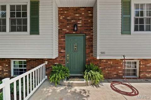 Tiny photo for 501 Louise Street, Farmington, MO 63640 (MLS # 26046931)