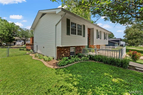 Tiny photo for 501 Louise Street, Farmington, MO 63640 (MLS # 26046931)