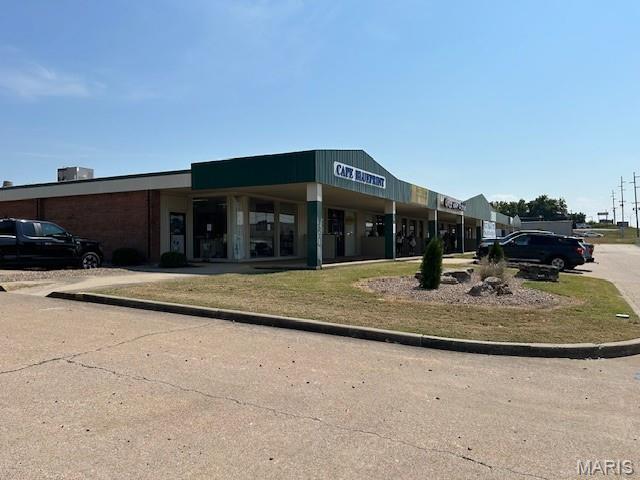 R & M 02 - Commercial Lease