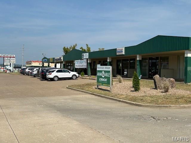 R & M 02 - Commercial Lease