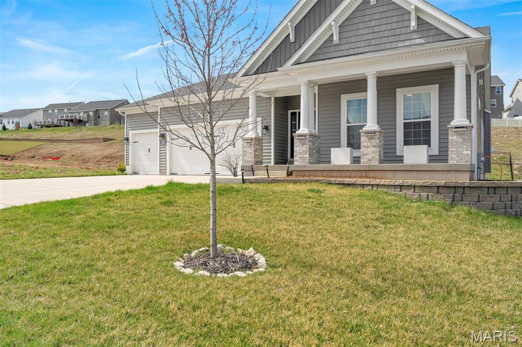1154 Bloomfield Drive
