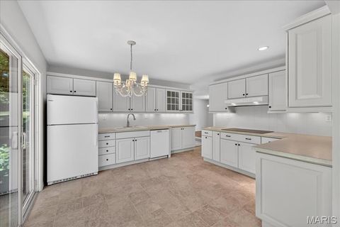 Tiny photo for 331 Wildforest Drive, Ballwin, MO 63011 (MLS # 26030658)