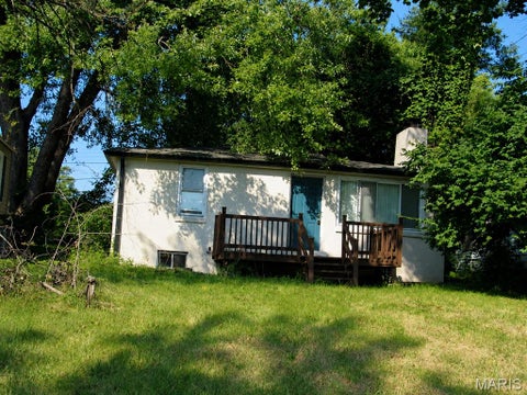 Photo of 9833 Balboa Drive, St Louis, MO 63136 (MLS # 26057194)