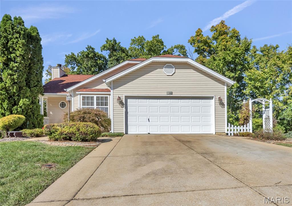 140 Fenton Crossing