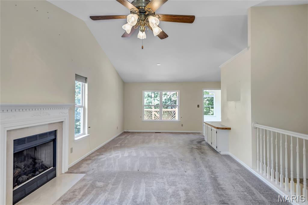140 Fenton Crossing